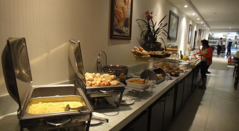 Hotel D'luca 4*